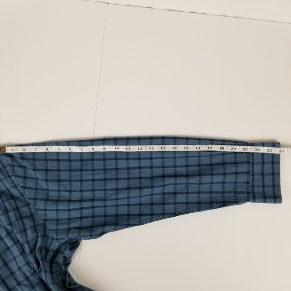 Natural Issue wrinkle free button down shirt XL - Picture 6 of 7